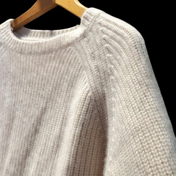 Brazeau Tricot 100% Cashmere Boxy Pullover Sweater Ivory Malibu L XL - Picture 6 of 12
